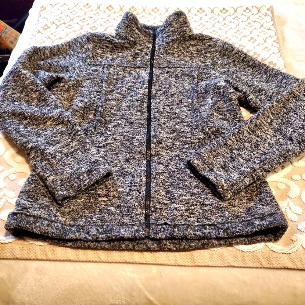 ⬇️ Prana full zip slub knit jacket with pockets.